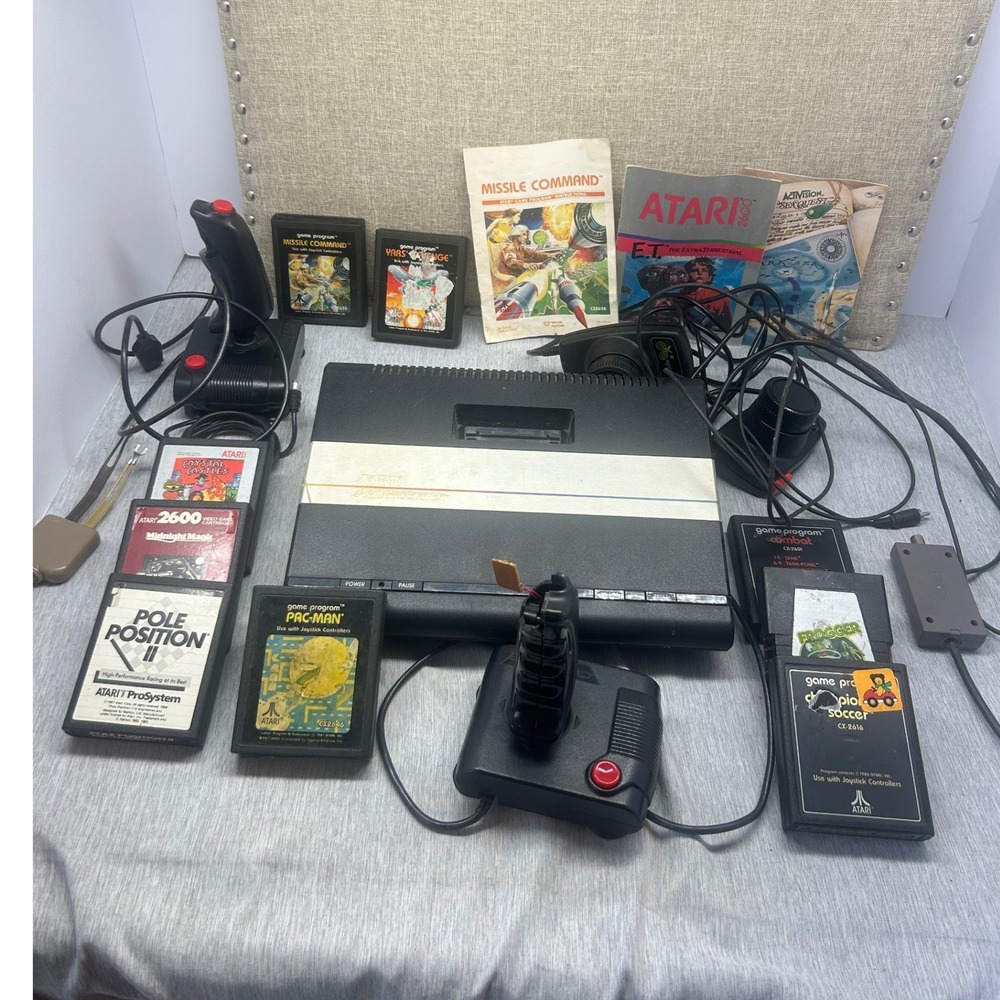 Atari 7800 ProSystem Console Bundle 9 Games Pac-Man Frogger Joysticks Paddles